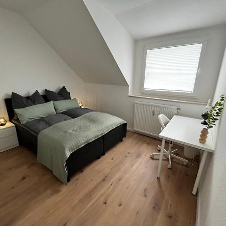 קרפלד Appartment Miami , Naehe Duesseldorf ,Messe ,Hbf ,City, Wifi, Helios Hospital מראה חיצוני תמונה